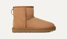 Load image into Gallery viewer, Ugg - Classic Mini II - In Chestnut