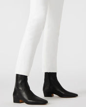 Load image into Gallery viewer, Steve Madden - Dusty - In Black Leather