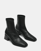 Load image into Gallery viewer, Steve Madden - Eralyn - In Black