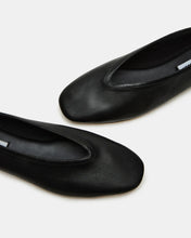 Load image into Gallery viewer, Steve Madden - Leni - In Black Leather