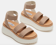 Load image into Gallery viewer, Steve Madden - Shelle - In Taupe
