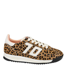 Load image into Gallery viewer, Back 70 - Barkley Jog - In Leopard