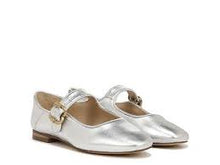 Load image into Gallery viewer, Sam Edelman - Michaela - In Soft Silver
