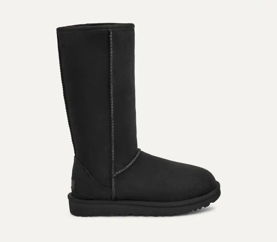 Ugg - Classic Tall II - In Black