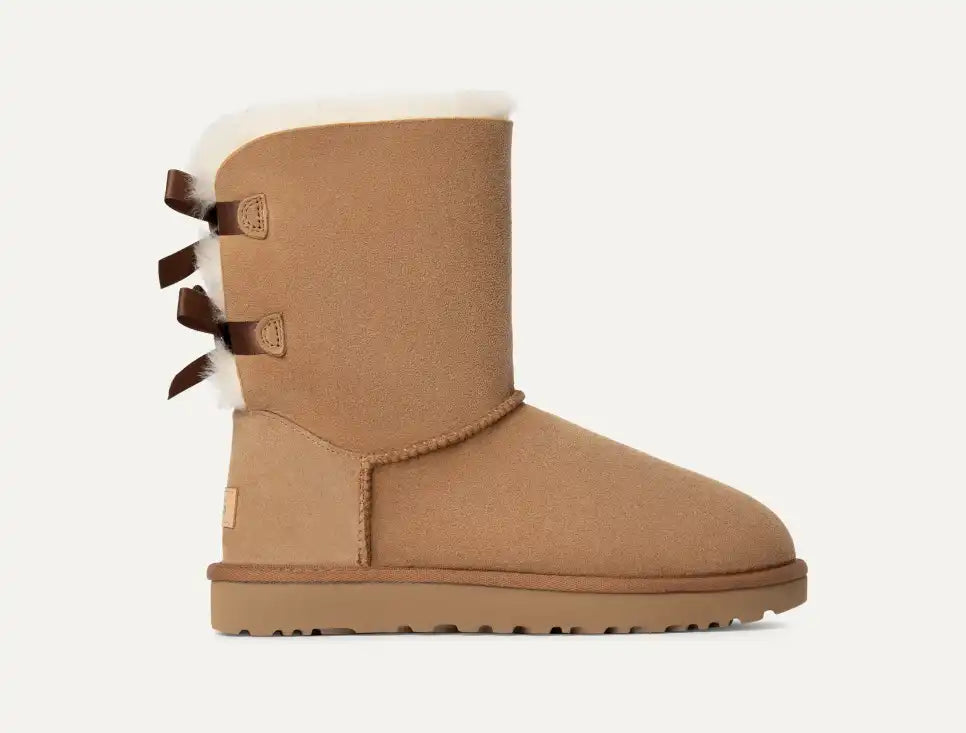 Ugg - Bailey Bow II - In Chestnut