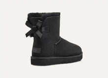 Load image into Gallery viewer, Ugg - Mini Bailey Bow II - In Black

