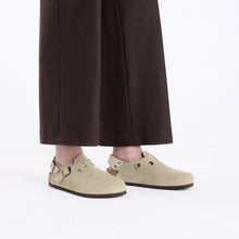 Load image into Gallery viewer, Birkenstock - Tokio - In Taupe
