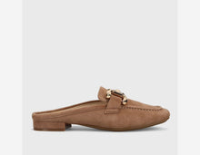Load image into Gallery viewer, Vaneli - Shaine - In Military Suede

