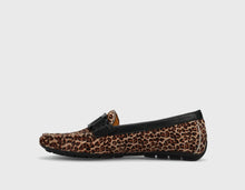 Load image into Gallery viewer, Vaneli - Aiker - In Camel Mini Hair
