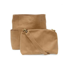 Load image into Gallery viewer, Joy Susan - Kayleigh Bucket - In Tan
