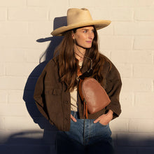Load image into Gallery viewer, Hobo - Fern Sling - In Warm Honey
