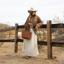 Load image into Gallery viewer, Hobo - Austin Tote- Warm Honey
