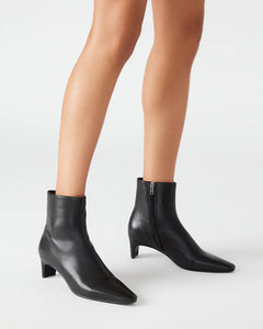 Steve Madden - Delvie - In Black