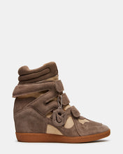 Load image into Gallery viewer, Steve Madden - Mavis - In Taupe Suede
