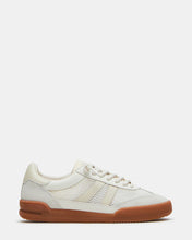 Load image into Gallery viewer, Steve Madden - Verdict - In White
