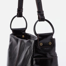 Load image into Gallery viewer, Hobo - Sheila Crossbody - In Black
