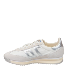 Load image into Gallery viewer, Back 70 - Barkley Jogger - In Metallic Silver
