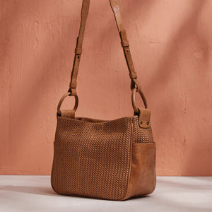 Hobo - Sheila Crossbody - In Sepia