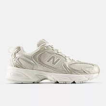 Load image into Gallery viewer, New Balance - 530 - In Gold Metallic/Linen
