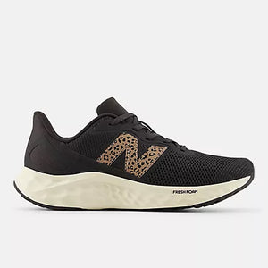 New Balance - Arishi - In Black Cement