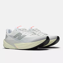 Load image into Gallery viewer, New Balance - Full Cell Rebel - In Raincloud
