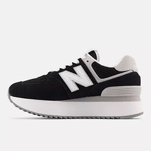 Load image into Gallery viewer, New Balance - 574 - In Black

