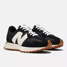 Load image into Gallery viewer, New Balance - 327 - In Black
