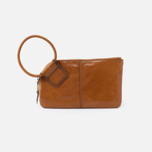 Load image into Gallery viewer, Hobo - Sable Wristlet - Vintage Hide - In Truffle
