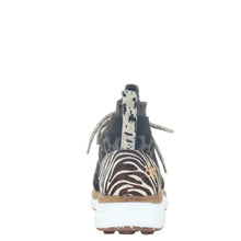 Load image into Gallery viewer, HYBRID in ANIMAL PRINT, back view
