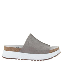 Load image into Gallery viewer, OTBT - WAYSIDE in GREY PEWTER Wedge Sandals
